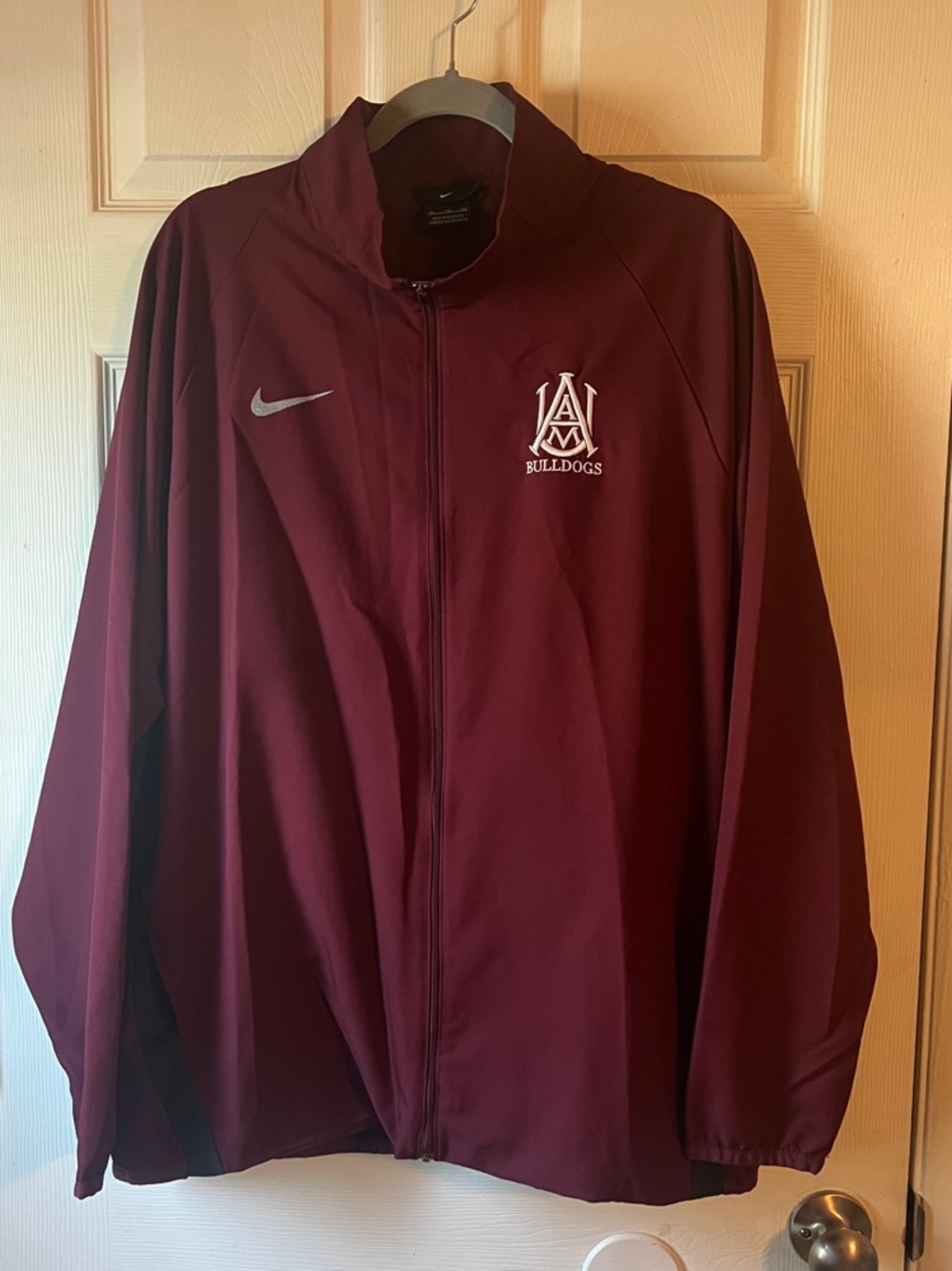 Nike Men’s Maroon Bulldogs Full-Zip Windbreaker Jacket